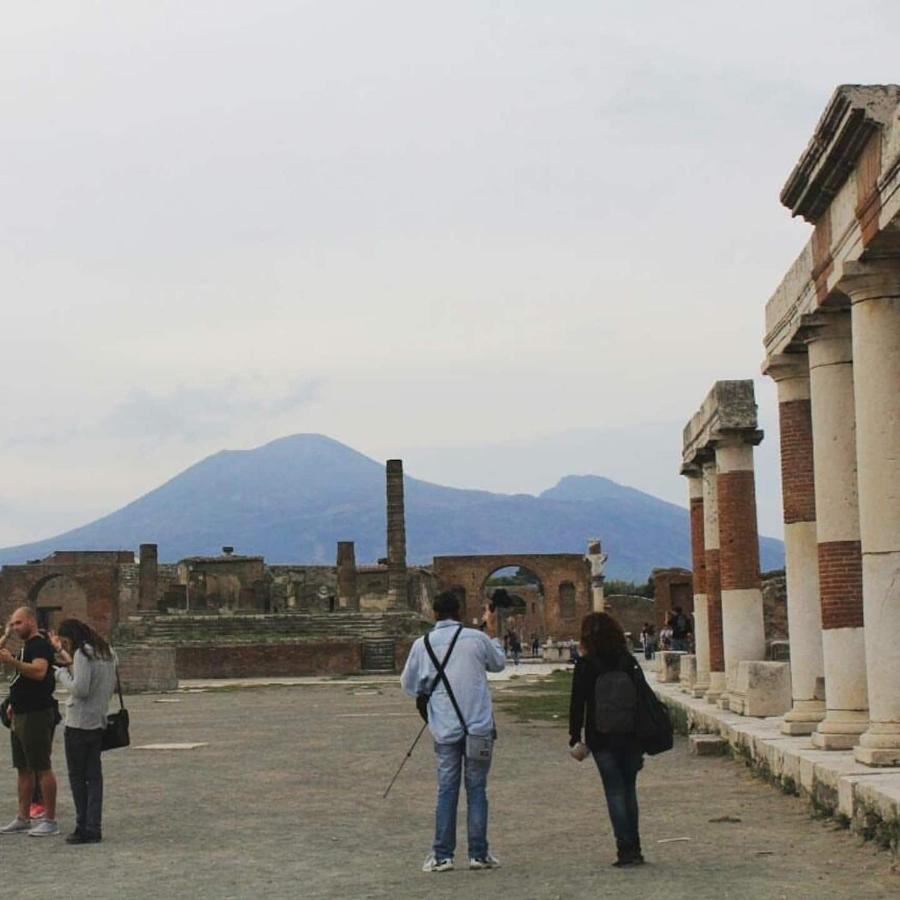 B&B Le Ali Del Sogno Pompei Exterior foto
